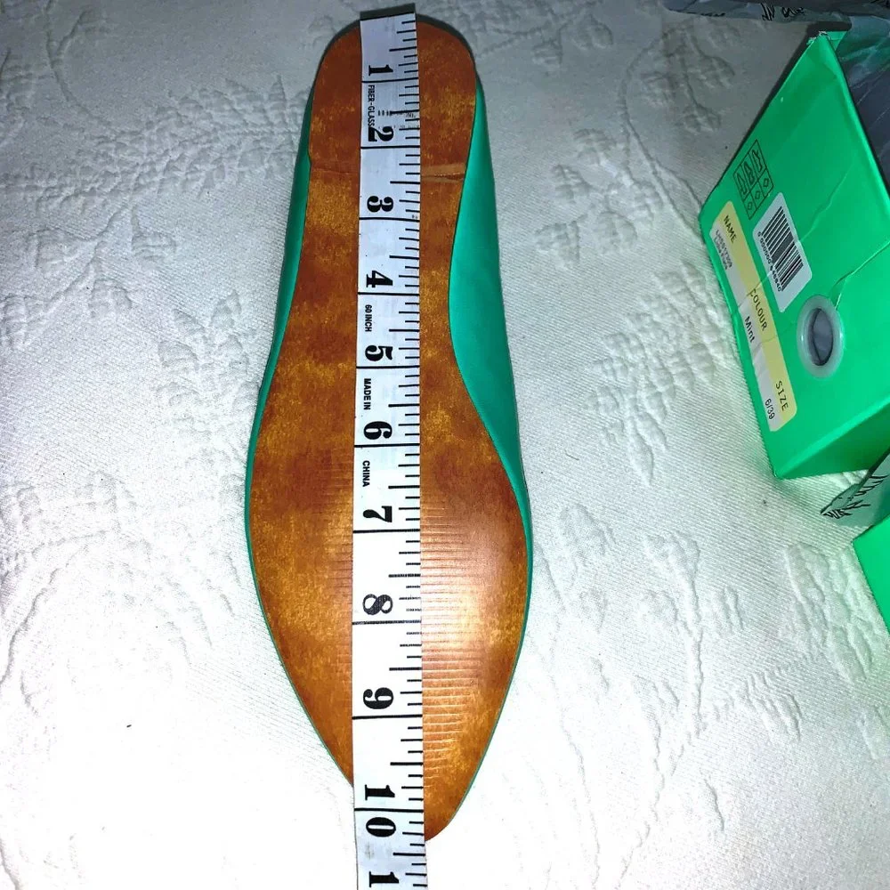 Pointy Toe Retro Pinup Ballet Flats Collectif Lulu Hun London Lidia MINT 8 NWT - Picture 10 of 14